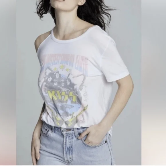 NWOT Recycled Karma Kiss tee - Picture 6 of 7